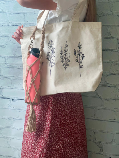 Macrame Bottle Holder with Clip