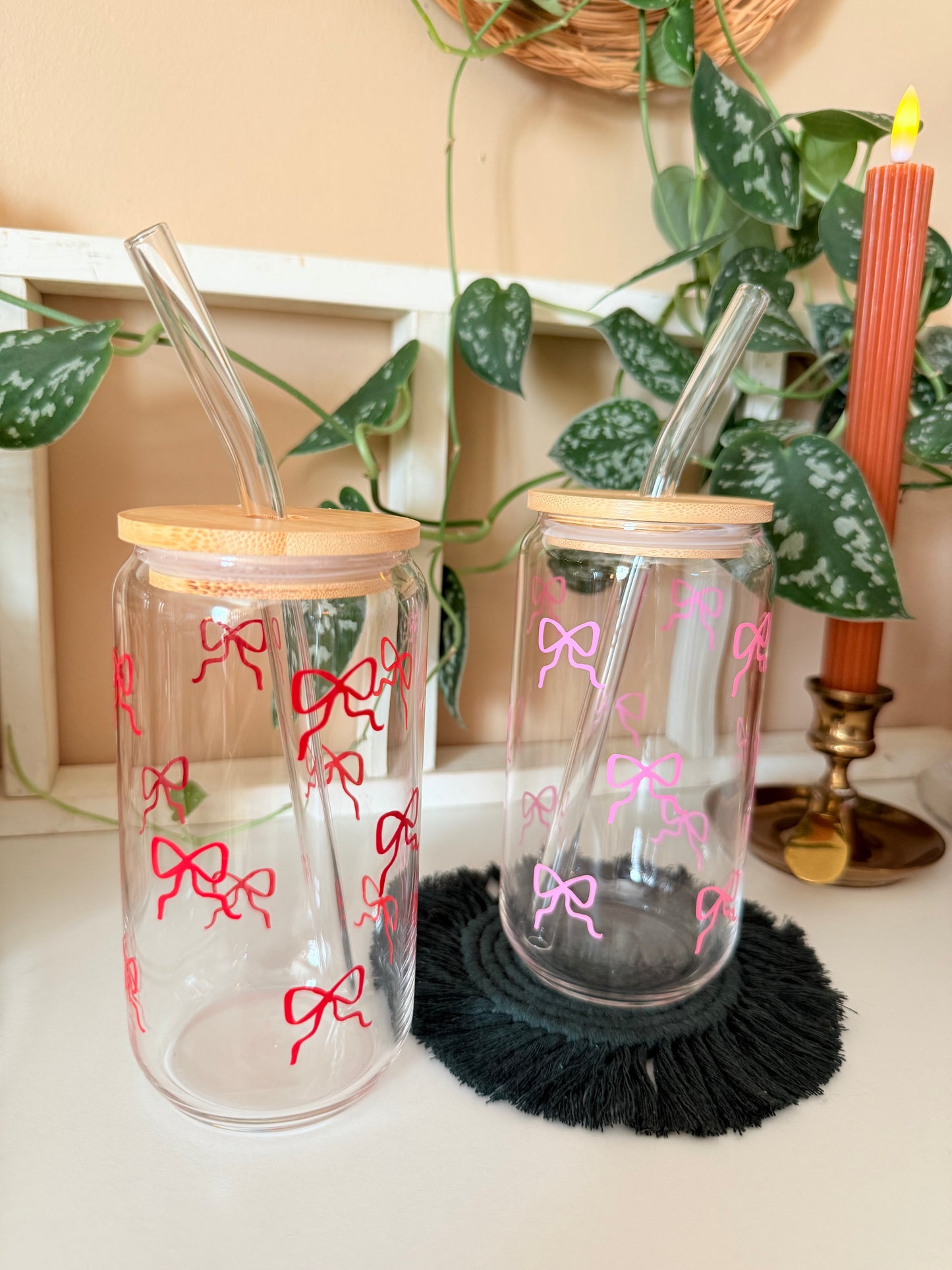 Christmas Coquette Bows Glass Cup