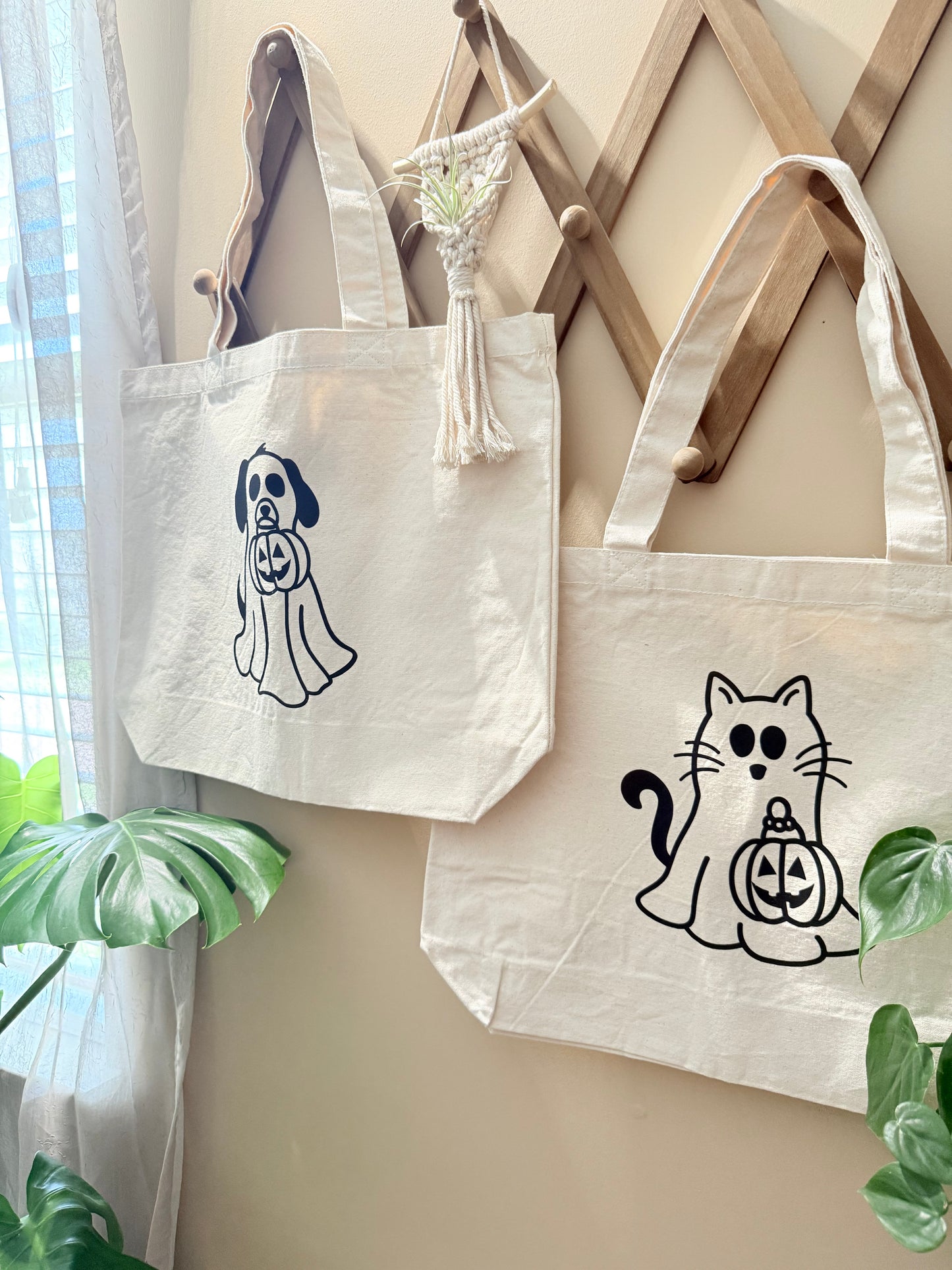 Dog/Cat Ghost Tote Bag