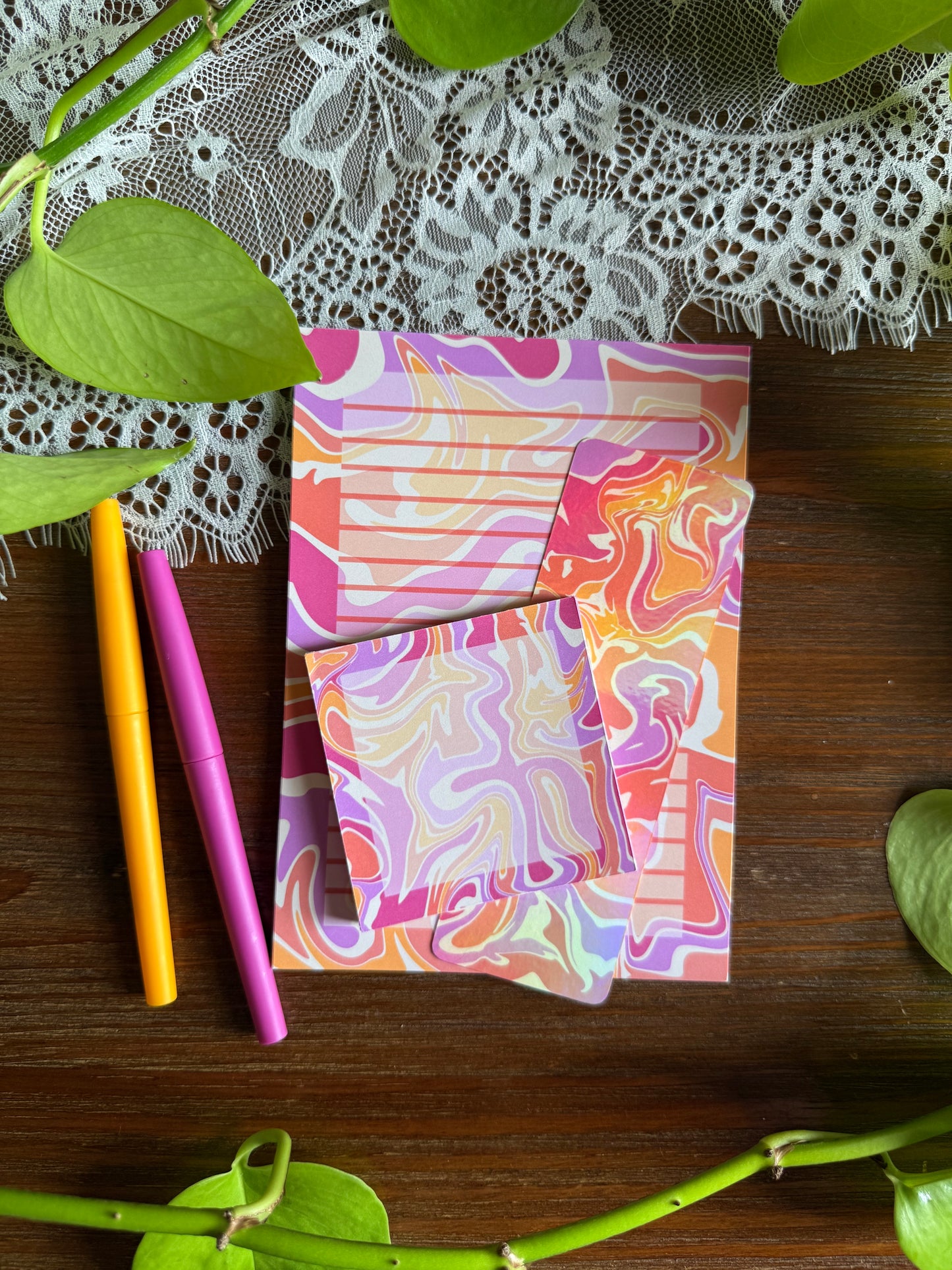 Groovy Swirls Stationery Set